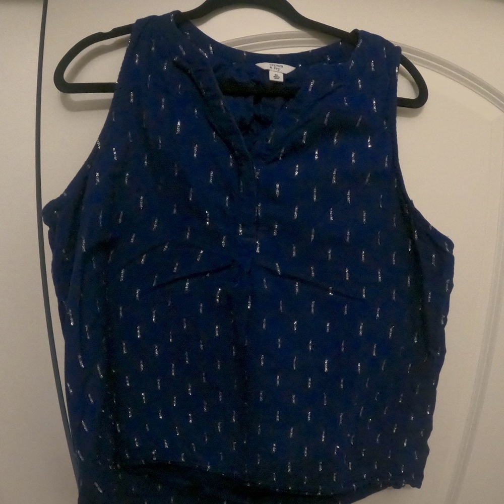 Crown & Ivy Navy Sleeveless Top with Subtle Metallic Accents - Size - XL